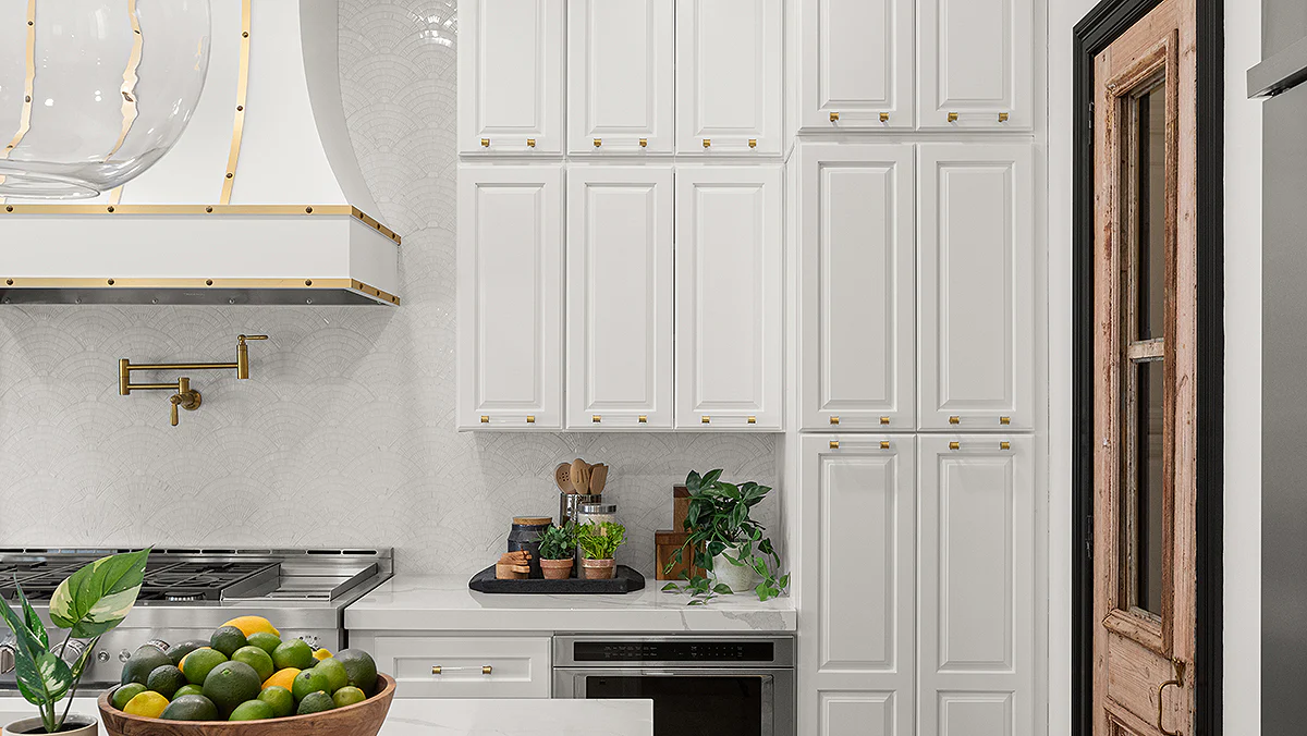 Cabinet Sample - Chalet White - Image 8