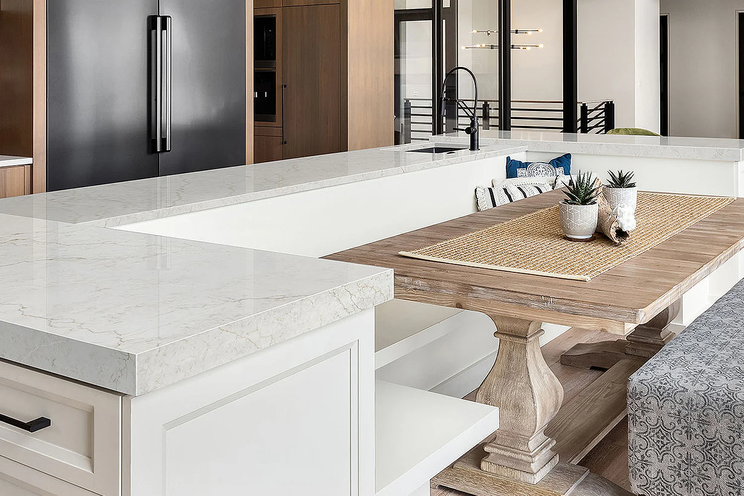 Corsica Pearl Calacatta Mariella Quartz 3cm - Image 4