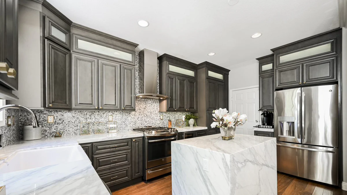 Cabinet Sample - Kensington - Image 6