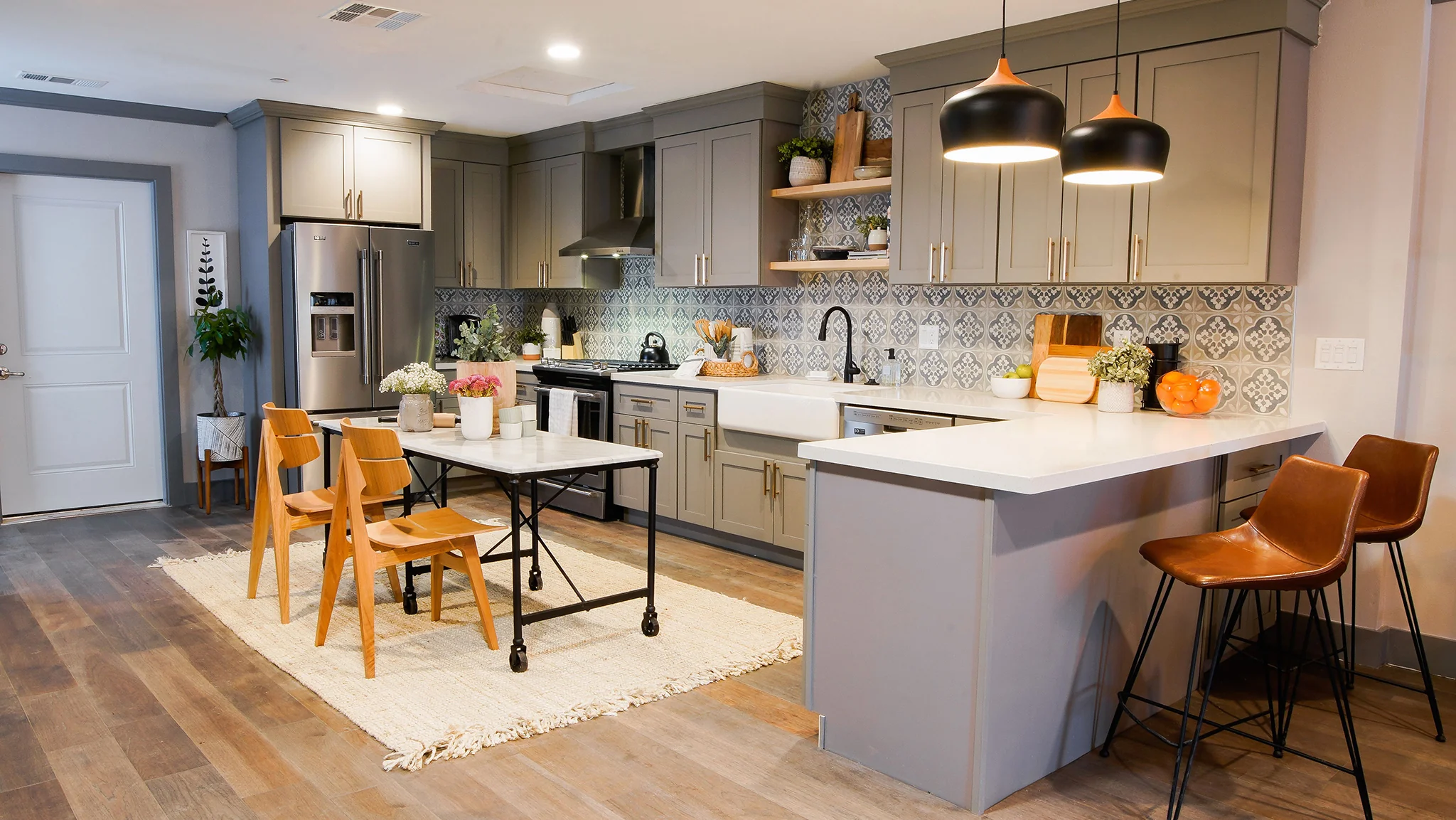 Platinum Grey Shaker Sample - Image 10