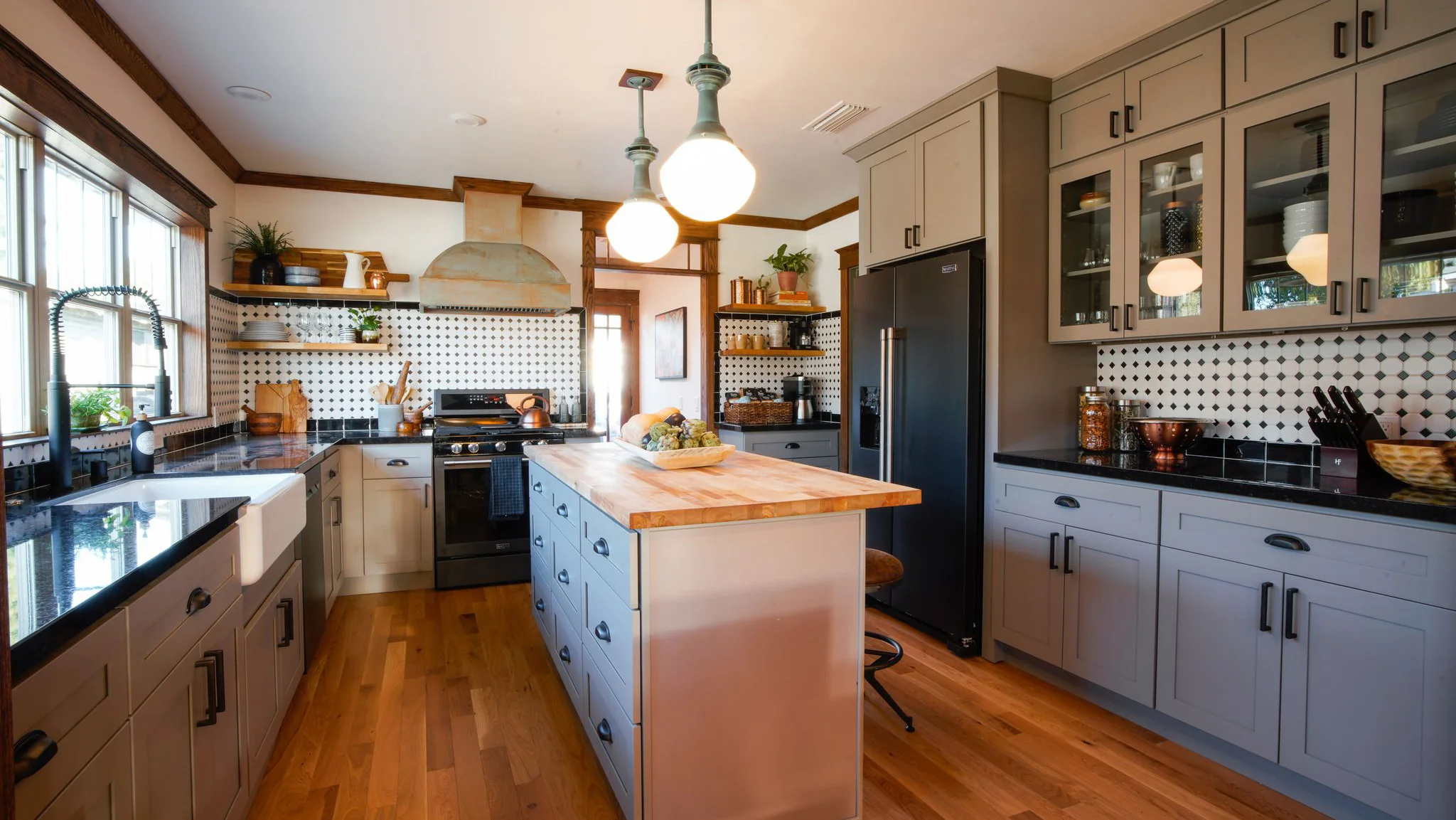 Platinum Grey Shaker Sample - Image 12